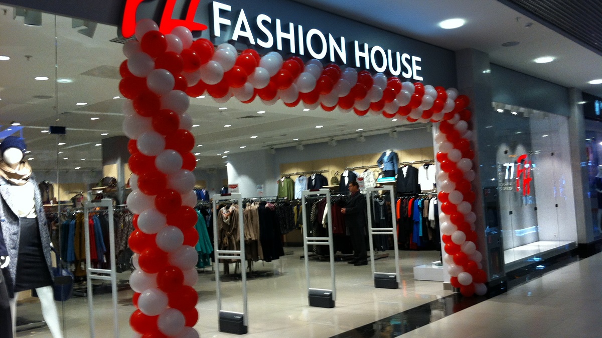 <p>«Fashion House» —